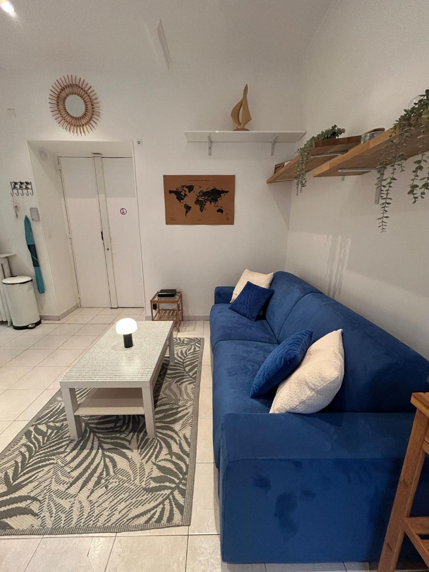 Apartment Renting - Grimaldi - Place Heart Of Golden Square - Ac - Fully Equipped