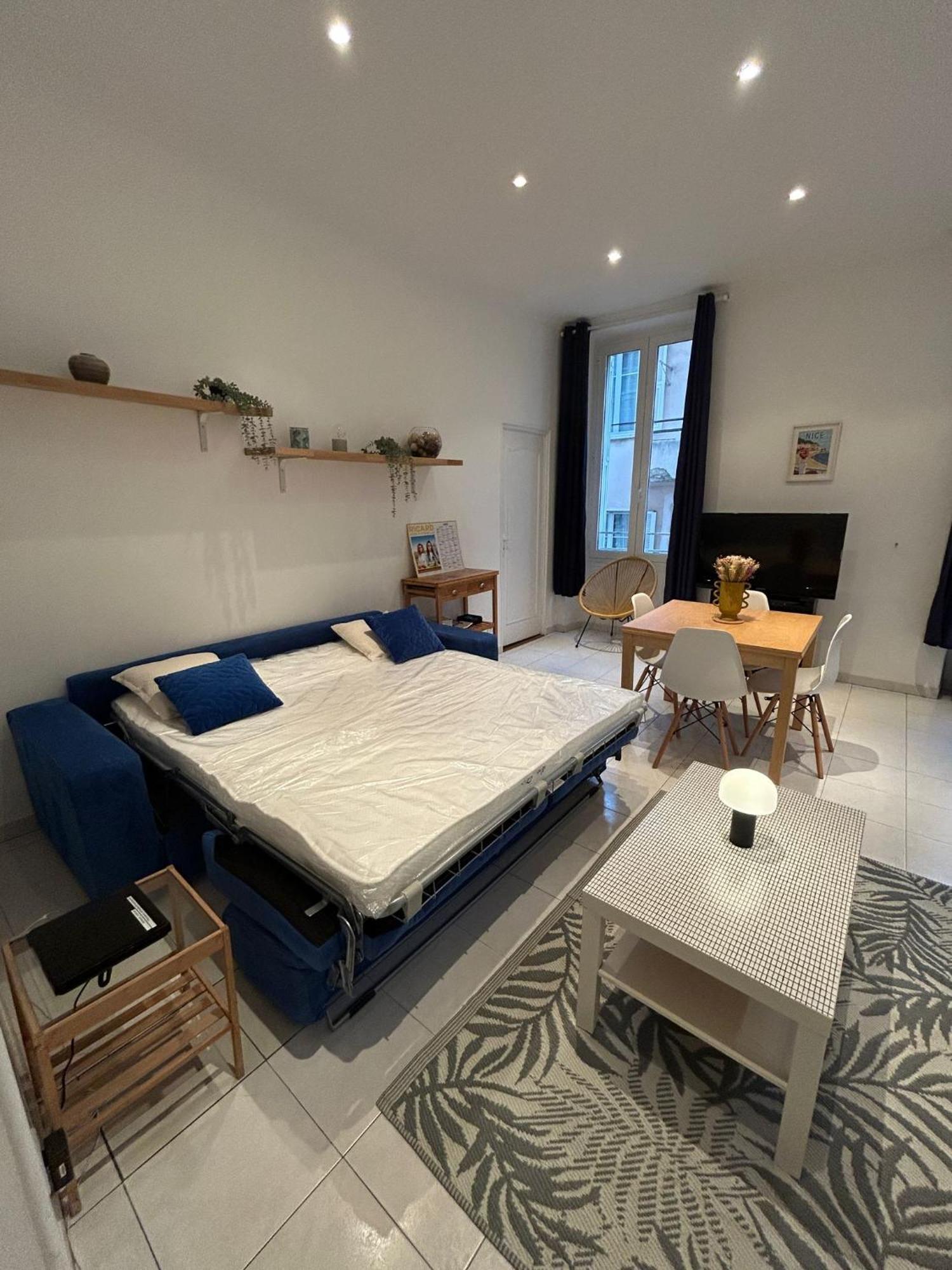 Renting - Grimaldi - Place Heart Of Golden Square - Ac - Fully Equipped Apartment Nizza